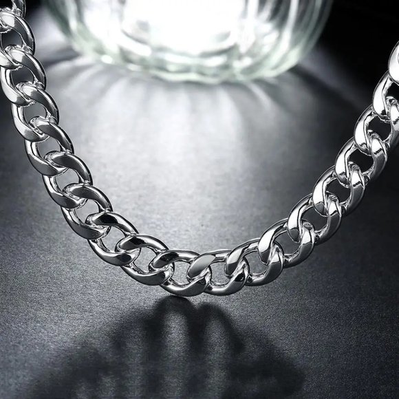 Awesome Large 22 Inch Cuban Link Chain 10mm Wide, Stamped 925 Sterling Silver - Picture 4 of 7